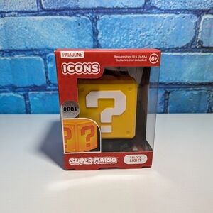 New Paladone Icons Mini Collectible Light Super Mario Nintendo ? Question Block
